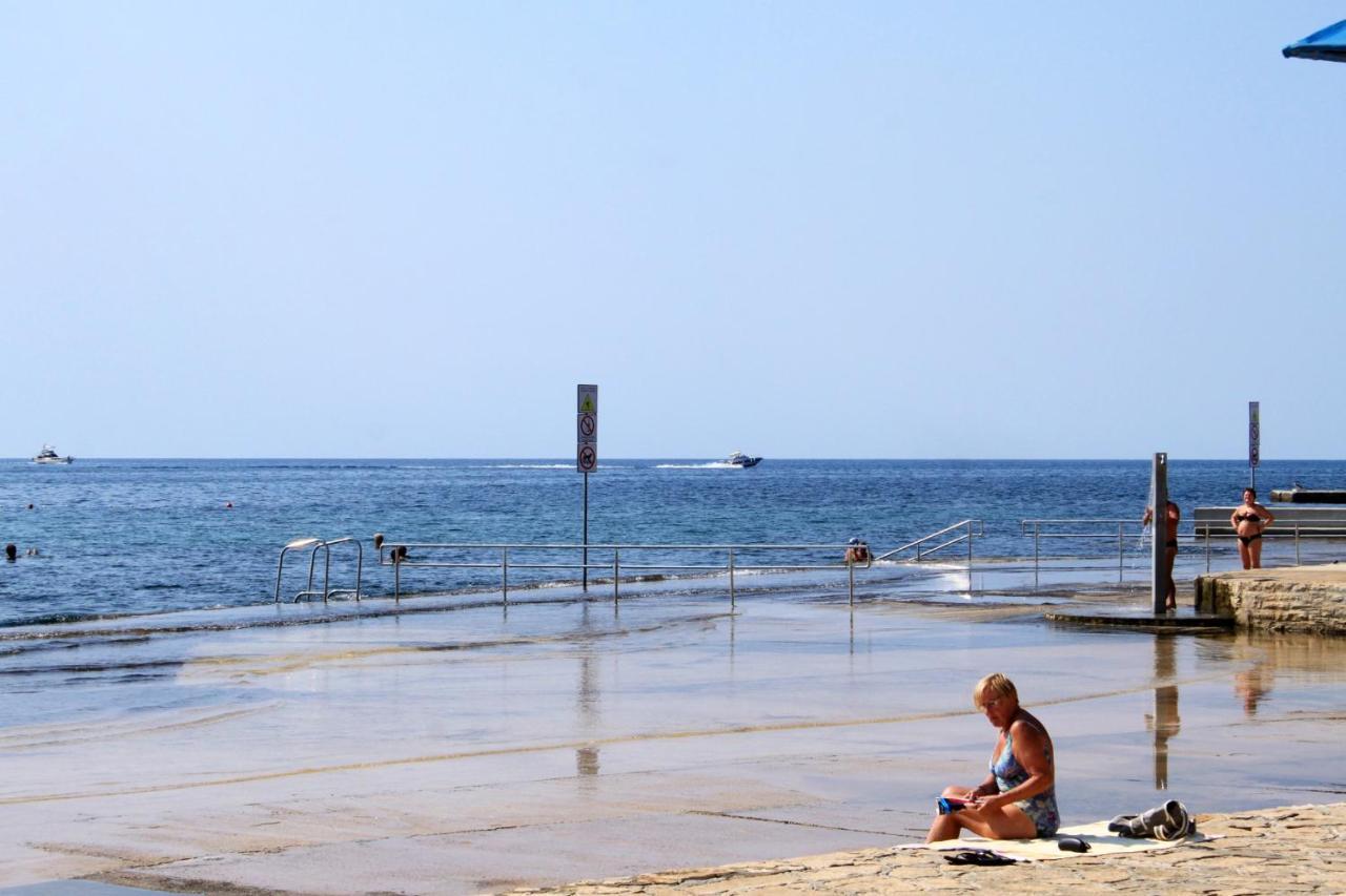 Apartments By The Sea Umag - 2549 Apartment Umag