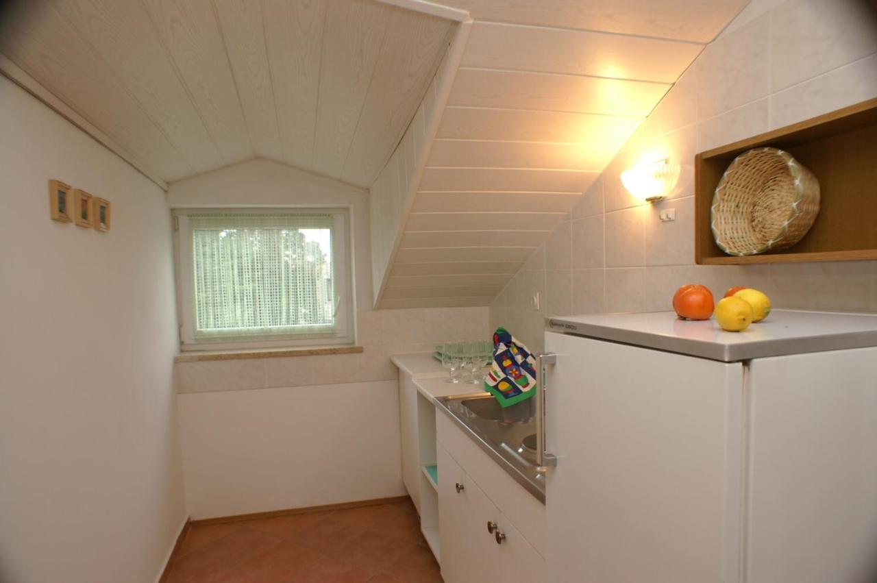 Apartments By The Sea Umag - 2549 Apartment *