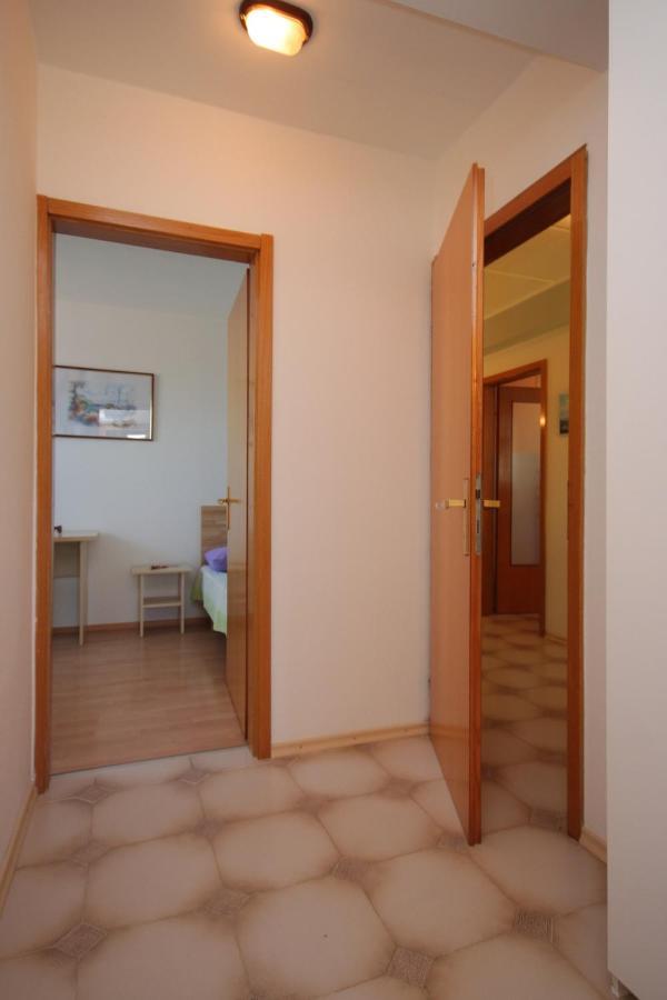 Apartments By The Sea Umag - 2549